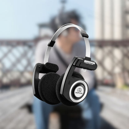 Ultra-Light Earphones: Pure Sound Freedom